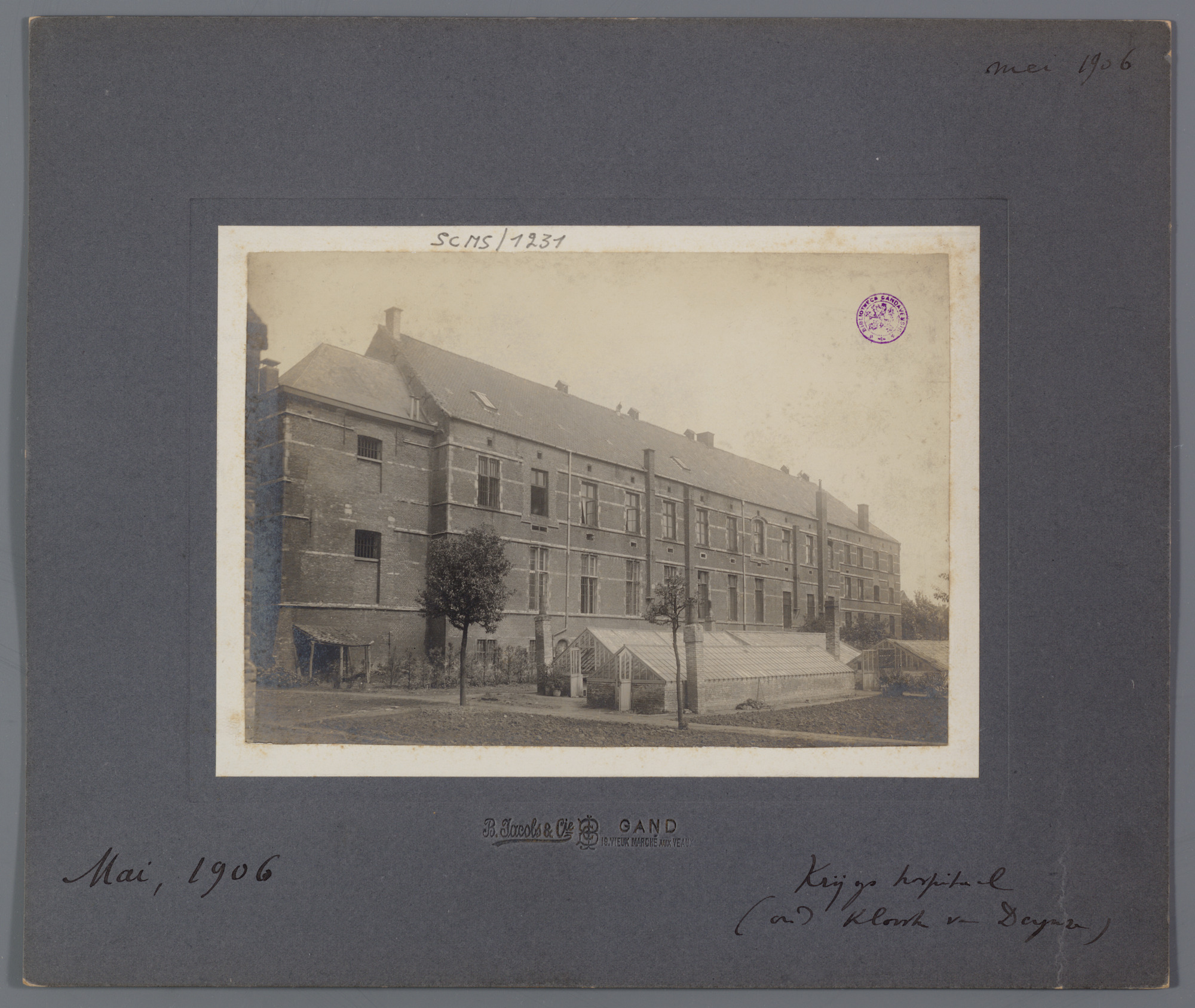Gent: Militair hospitaal of Krijgsgasthuis (oud Klooster van Deinze), Ekkergemstraat