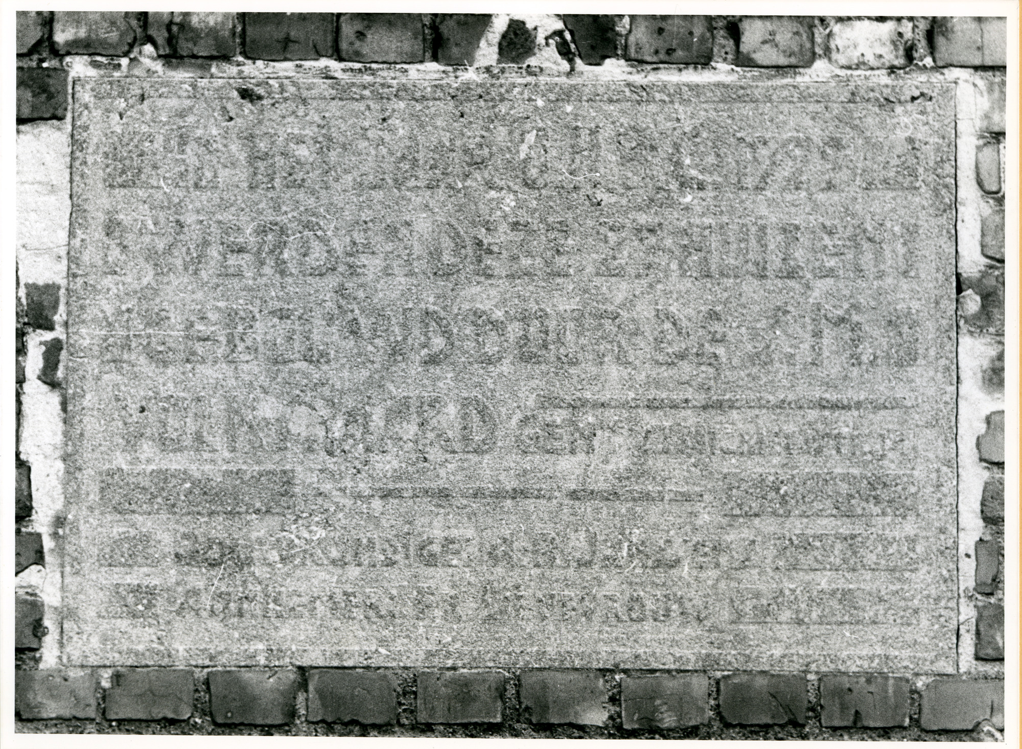 Gent: Wittelinkstraat: Gedenksteen, 1979