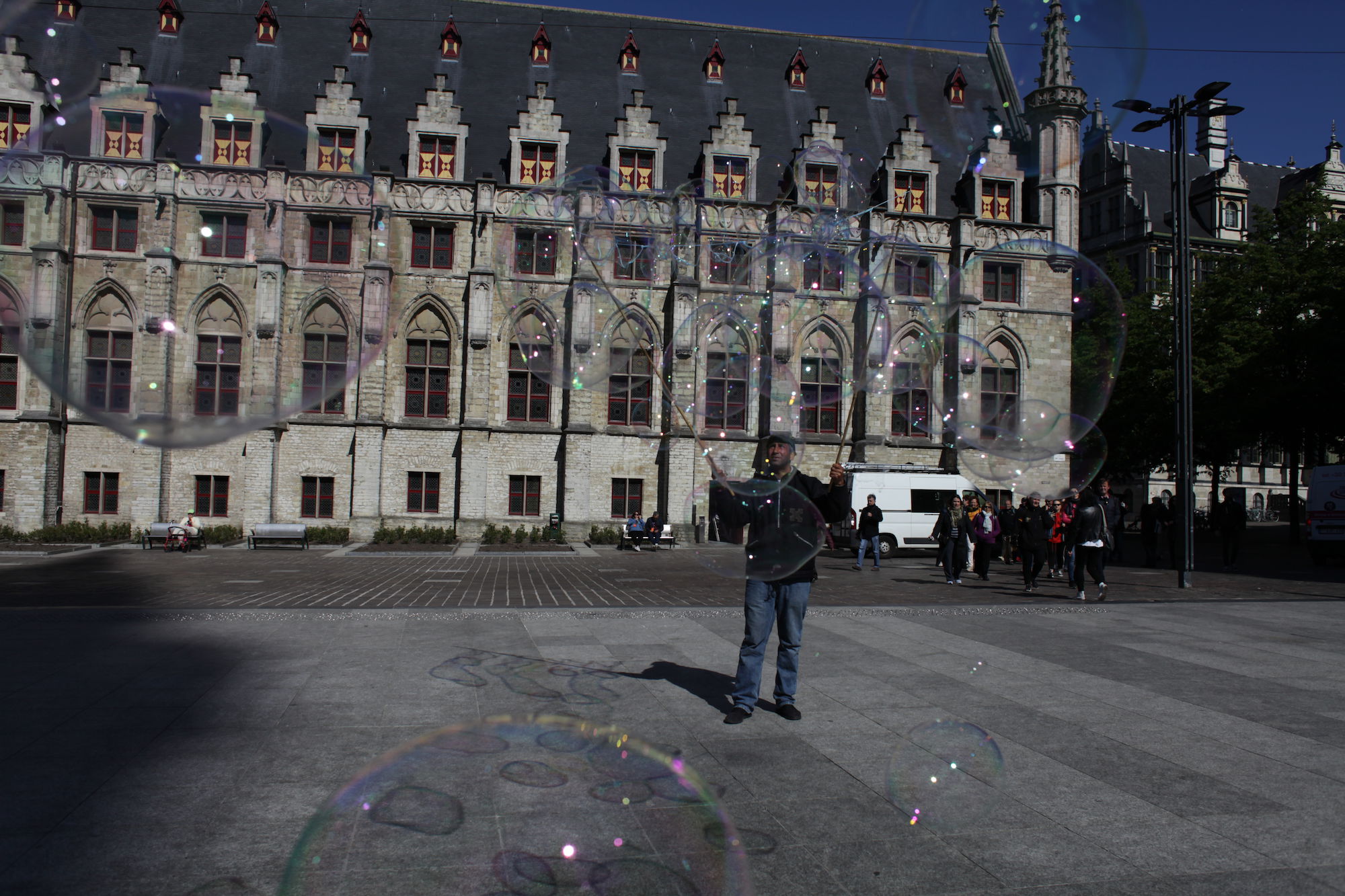 2019-05-14 Stad Gent_St Baafsplein Belfort Zeepbellen_IMG_9801.JPG