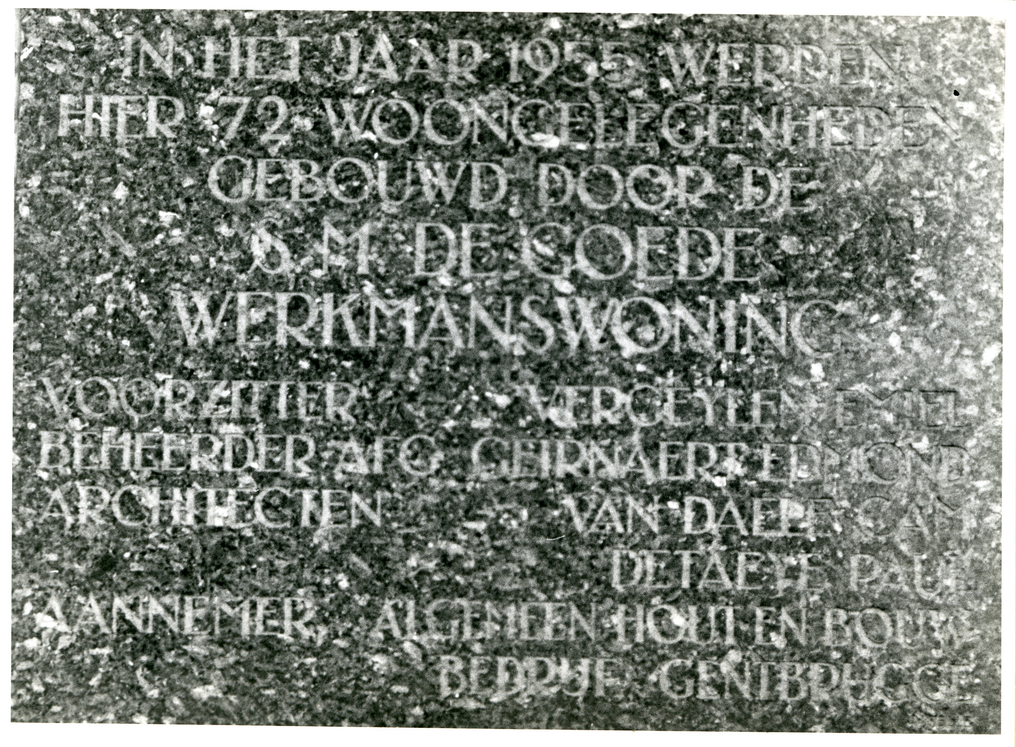 Gent: Noormanstraat 14-16: Gedenksteen, 1979
