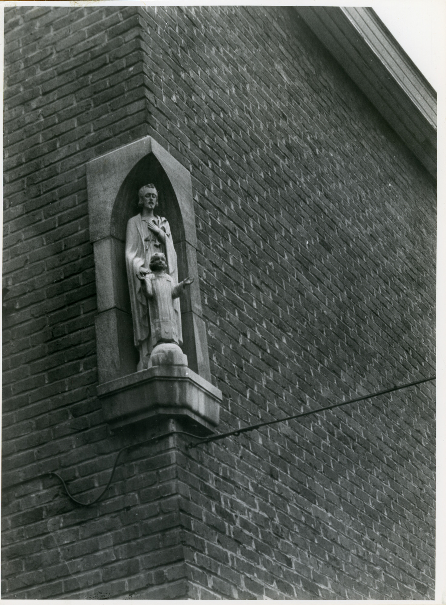 Gentbrugge: Louis Van Houttestraat 52: Gevelbeeld, 1979