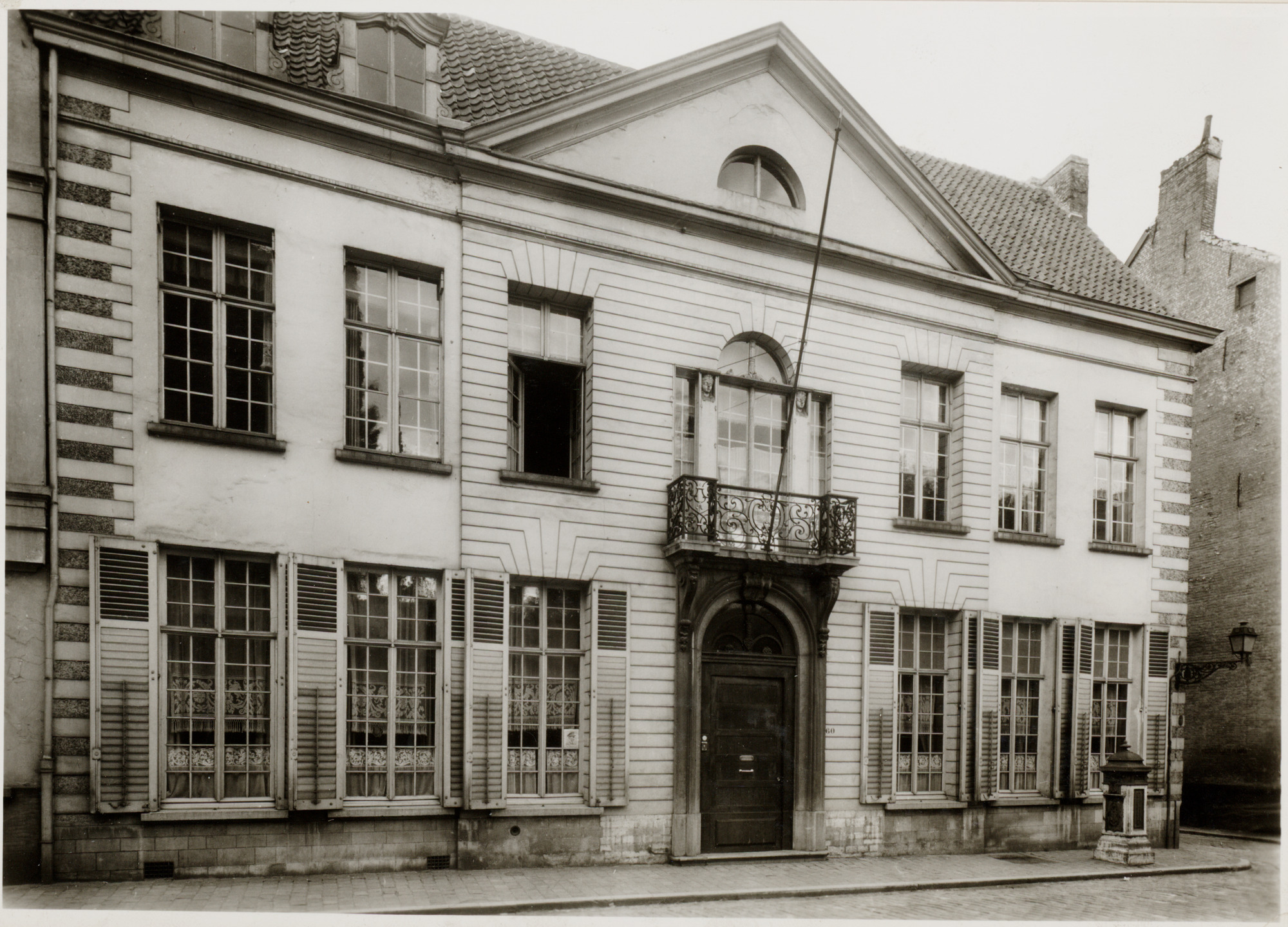 Gent: Hotel baron Verhaegen, Oude Houtlei 60