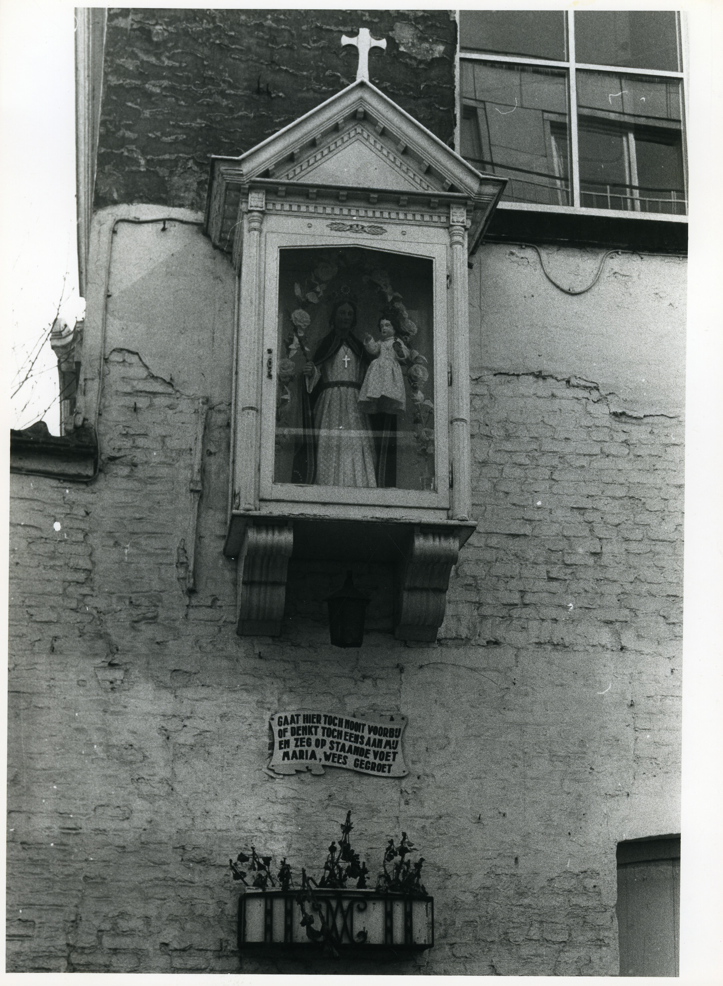 Gent: Wellinckstraat 1: Gevelkapel