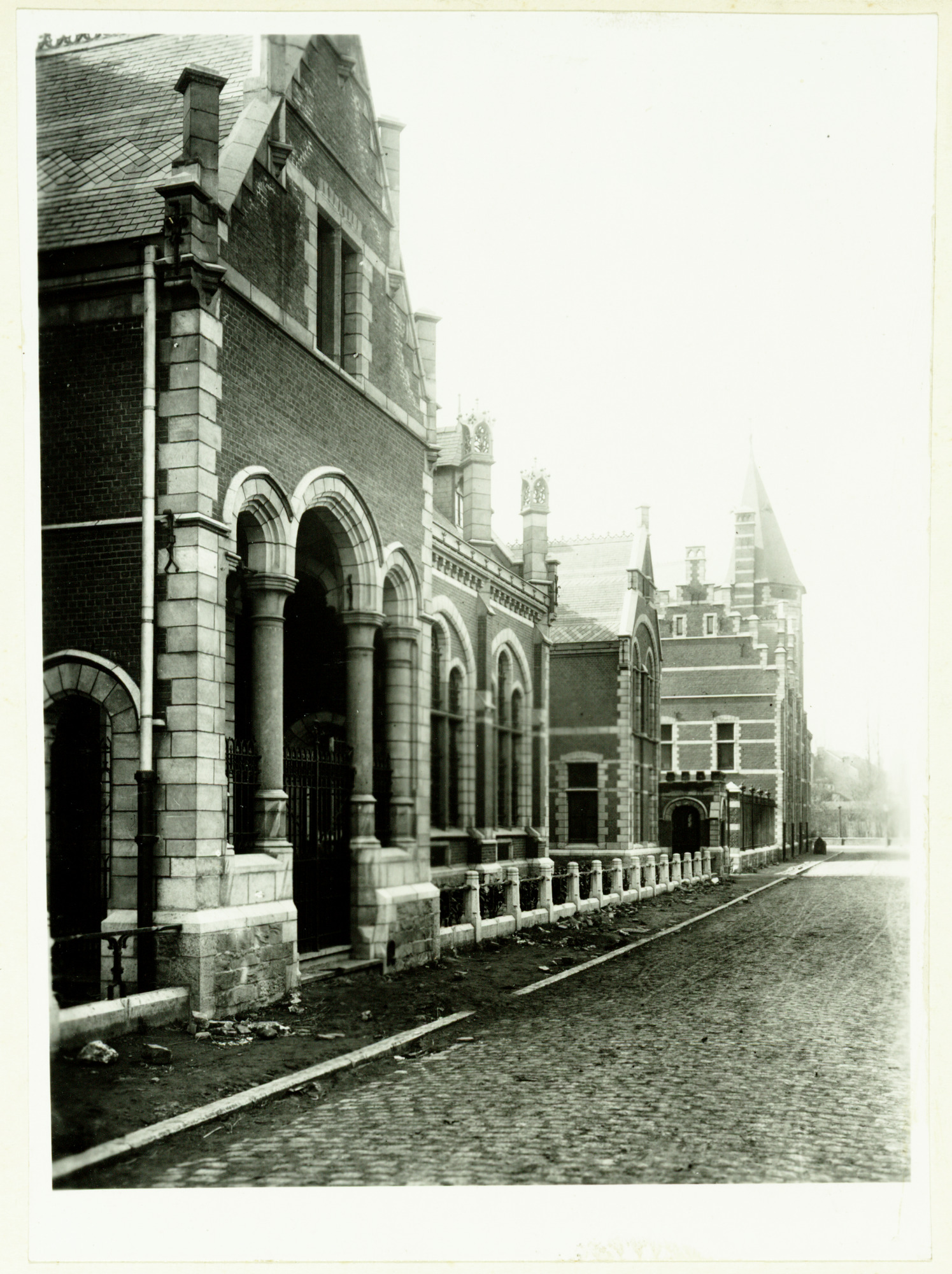 Gent: Apotheekstraat: Klinieken der Universiteit (Rommelaere-complex)