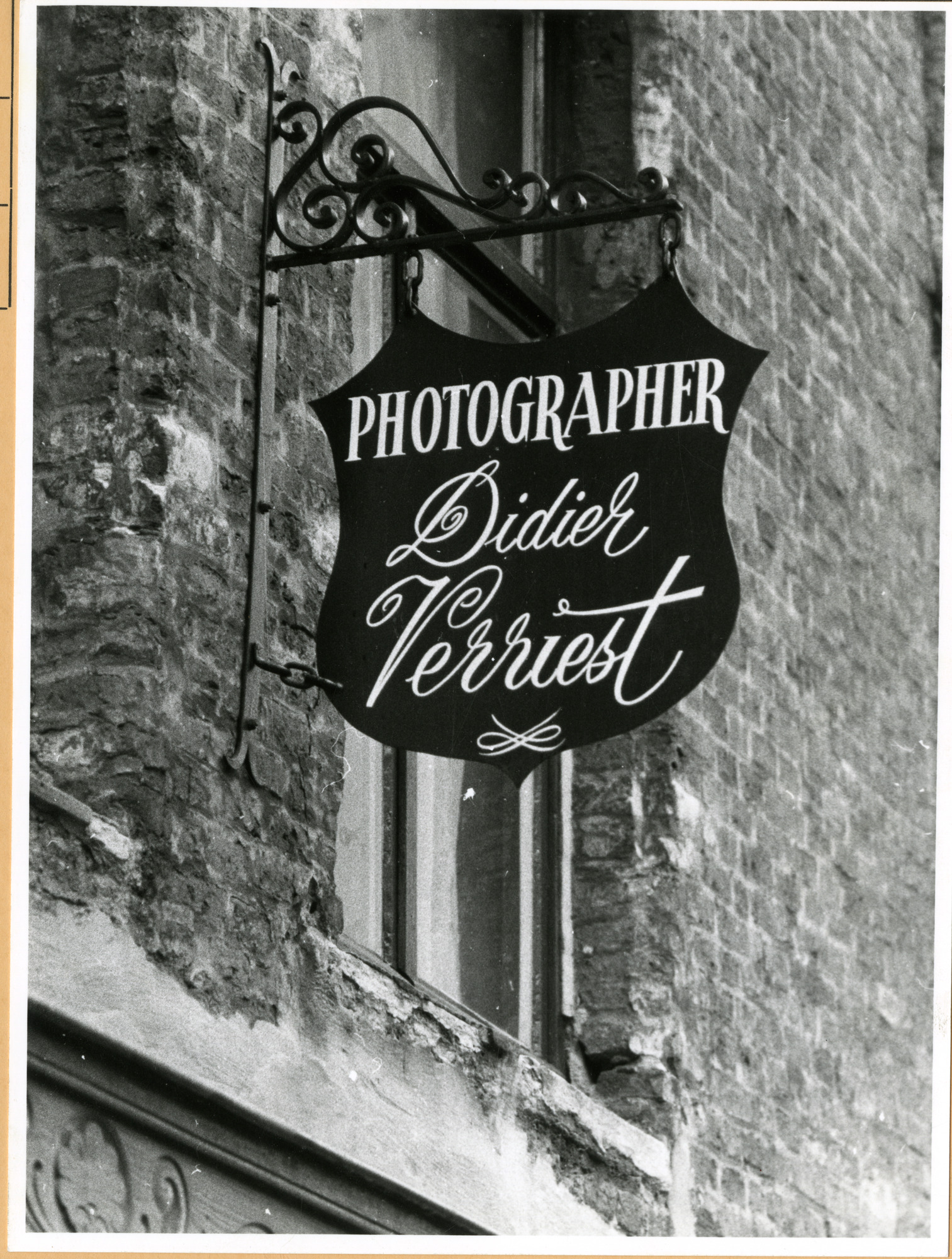 Gent: Lange Violettestraat 39: Uithangbord, 1979