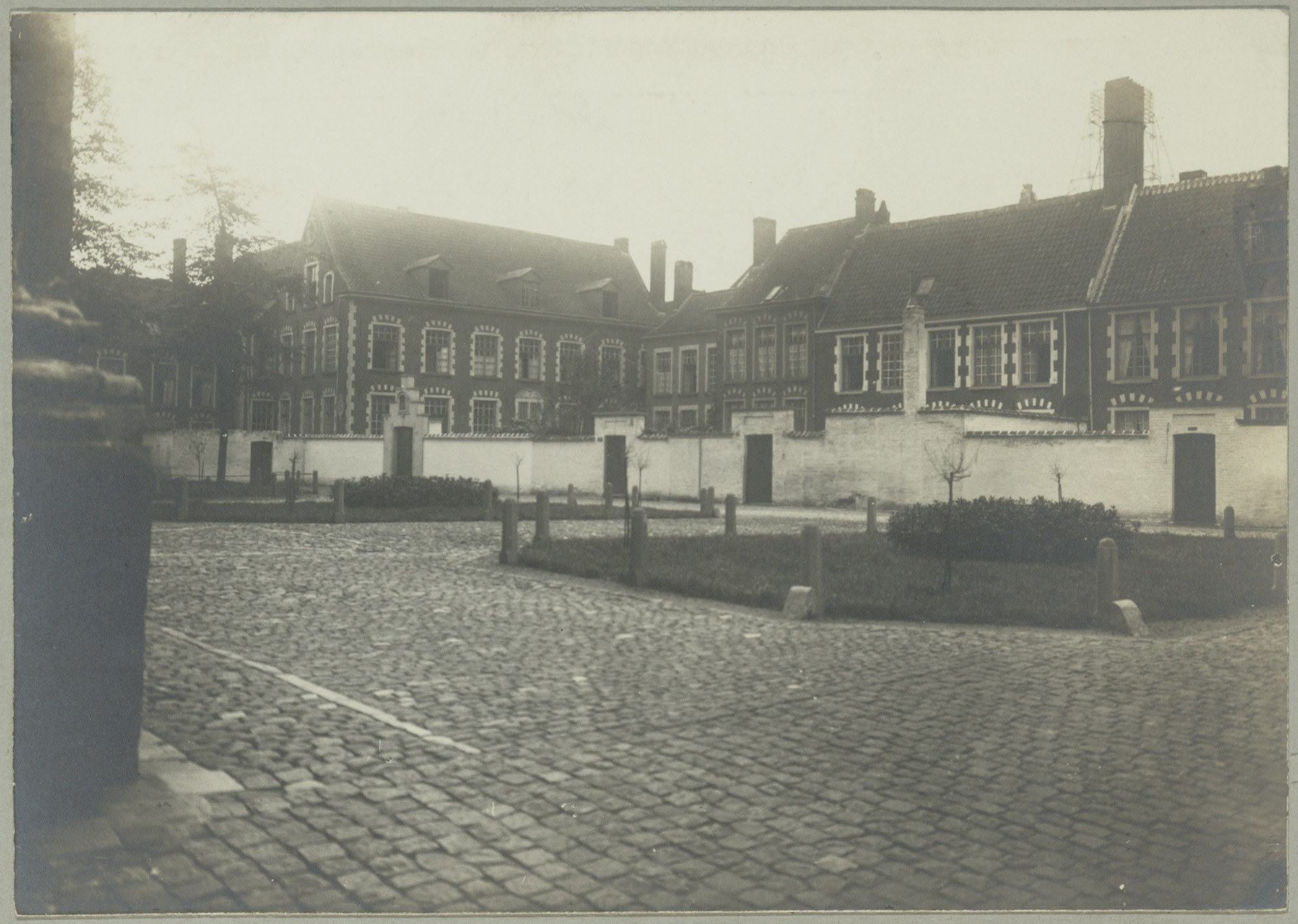 Gent: Klein Begijnhof Onze-Lieve-Vrouw Ter Hoyen