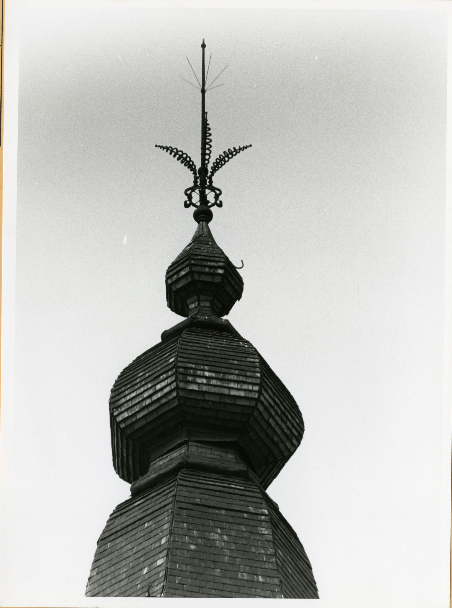 Gent: Bisdomkaai: rijksmiddelbare school: toren, 1979