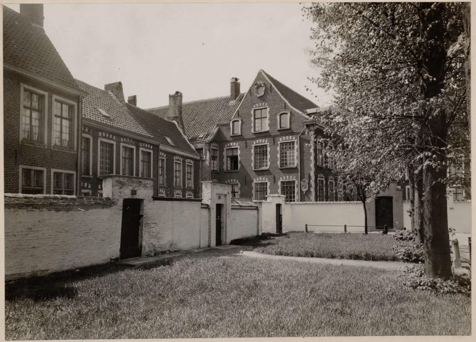 Gent: Klein Begijnhof Onze-Lieve-Vrouw Ter Hoyen