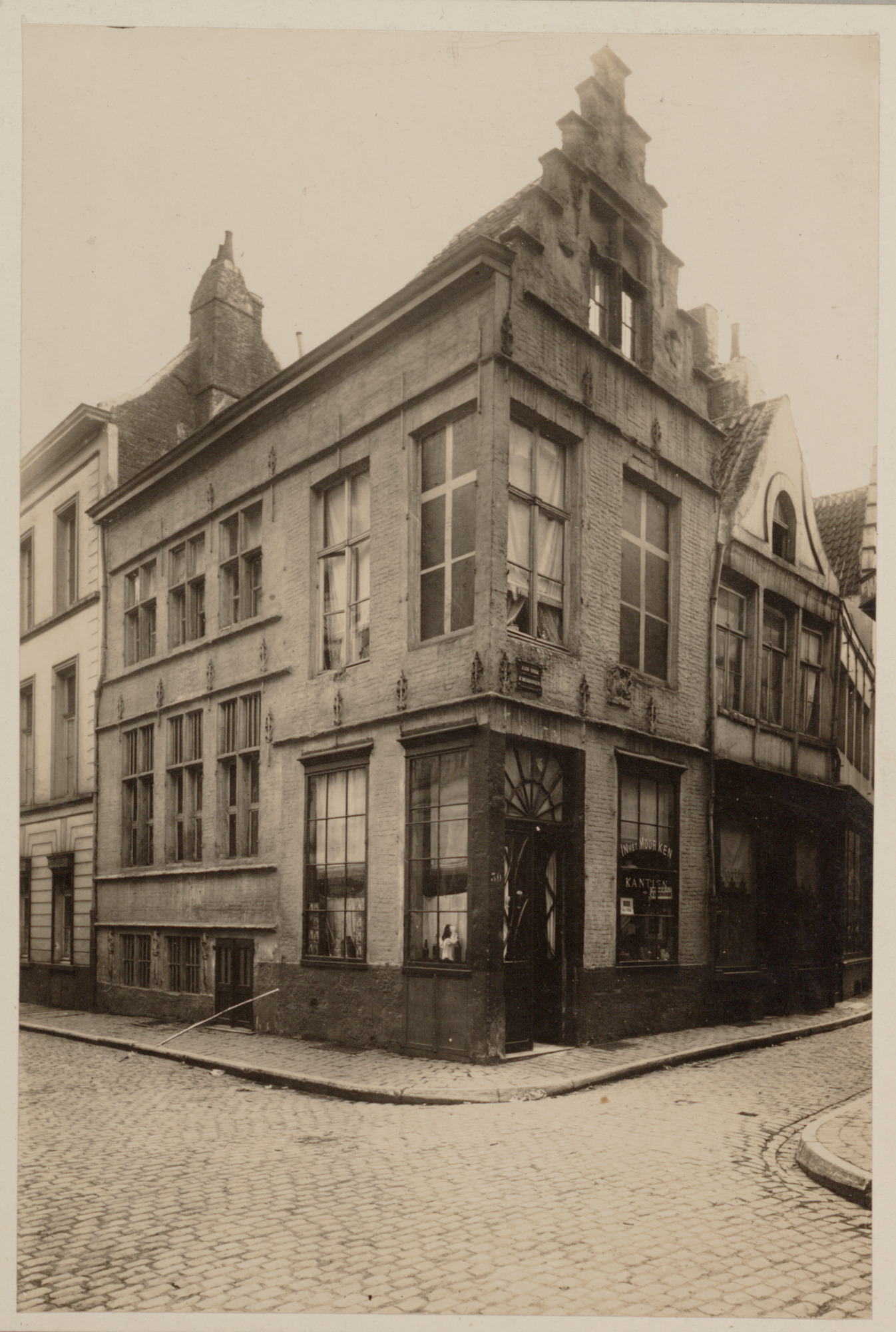 Gent: Trapgevelhuis, Schepenhuisstraat