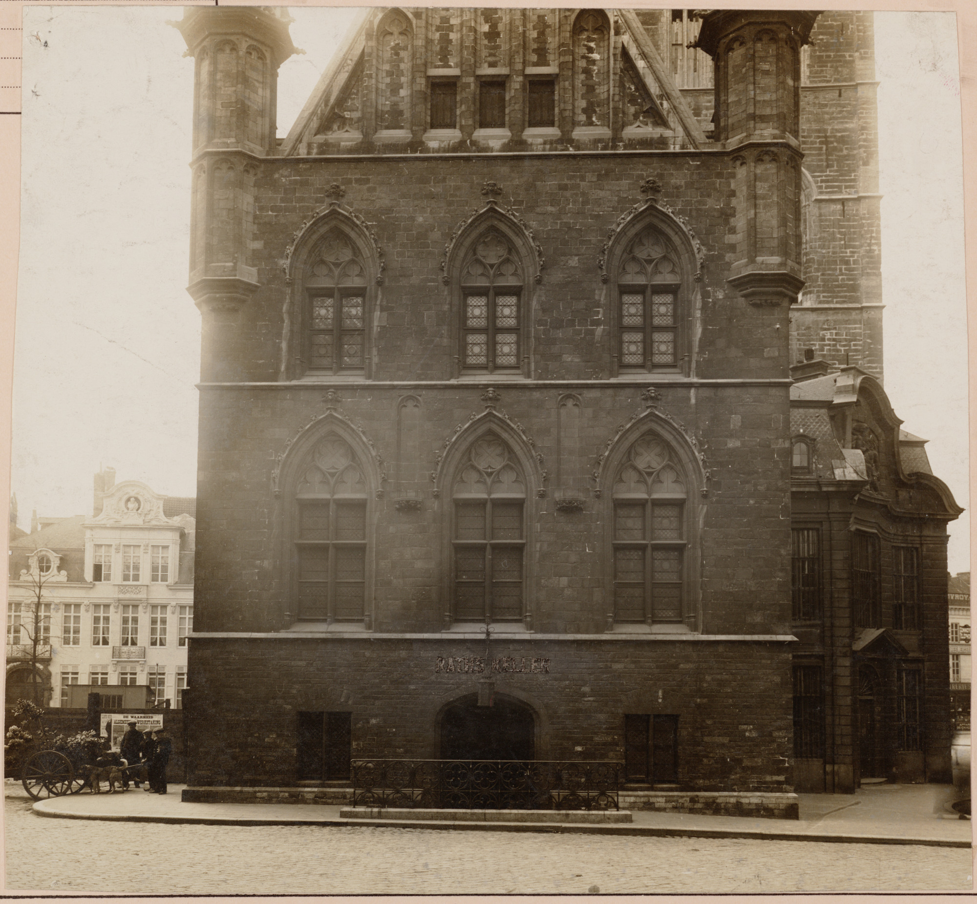 Gent: Raadskelder, Belfort