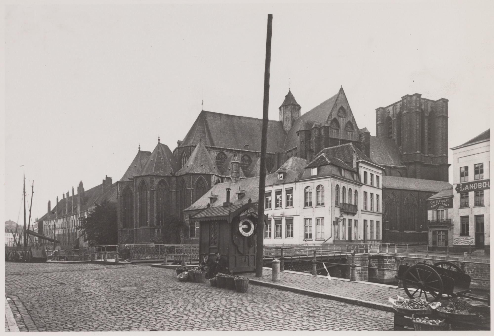 Gent: Sint-Michielskerk en de oude Sint-Michielsbrug