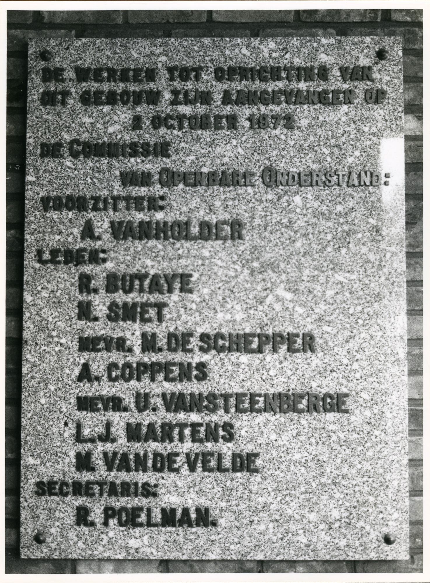 Sint-Amandsberg: Antwerpsesteenweg: Gedenksteen, 1980