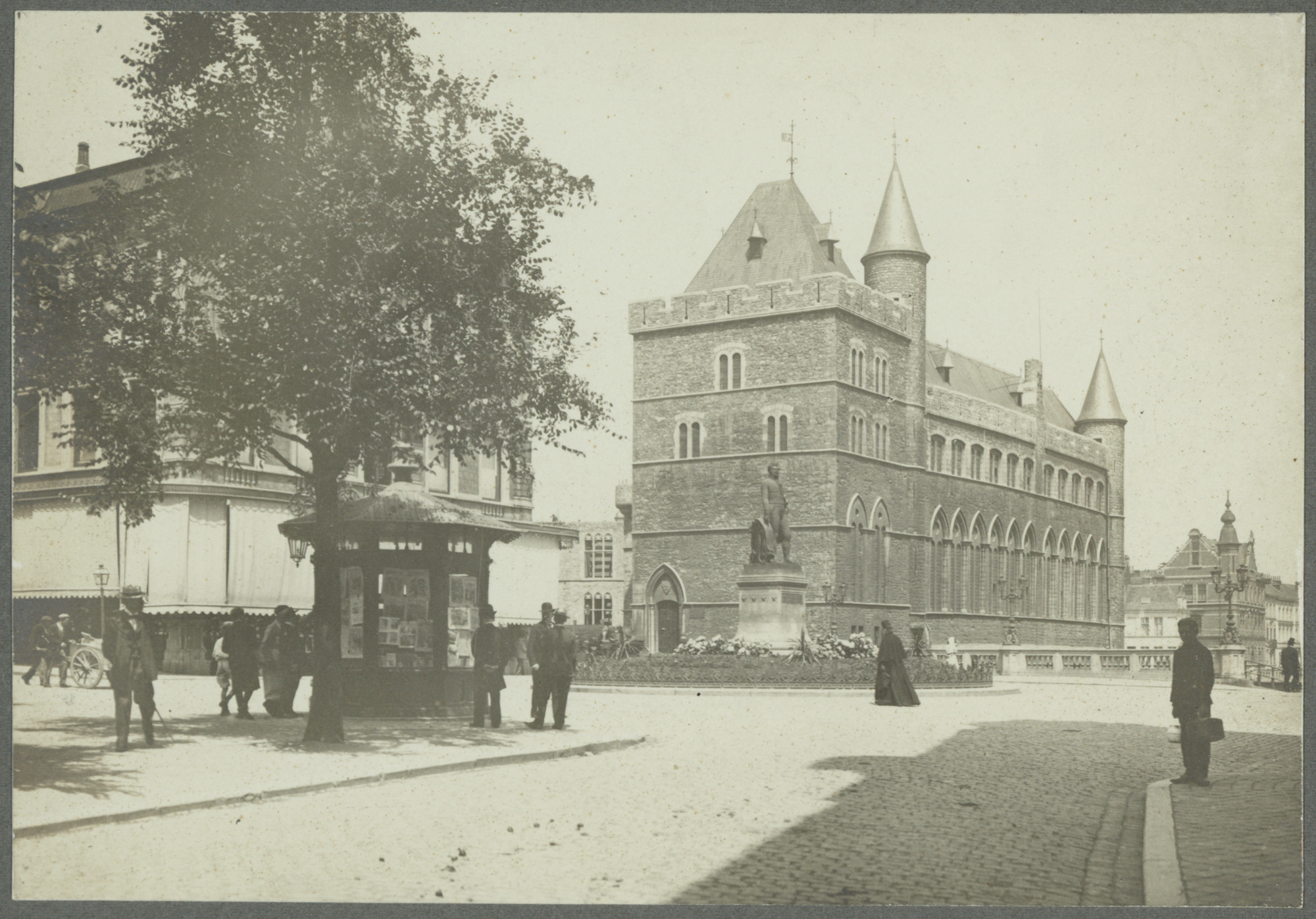Gent: Lieven Bauwensplein, Geraard de Duivelsteen