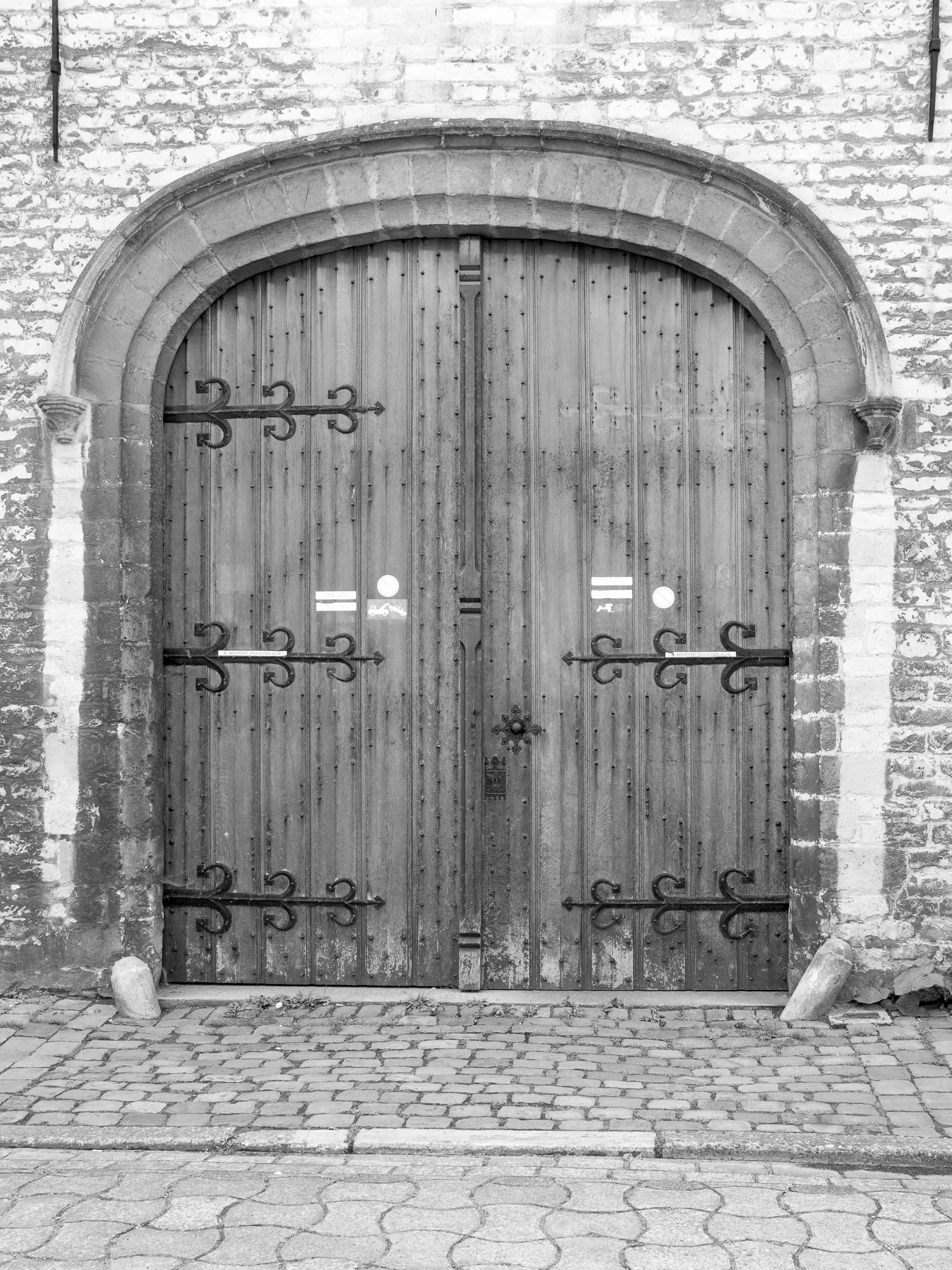 Gent: Abrahamstraat: Berg van Barmhartigheid (Stadsarchief van 1932 tot 2005): toegangspoort