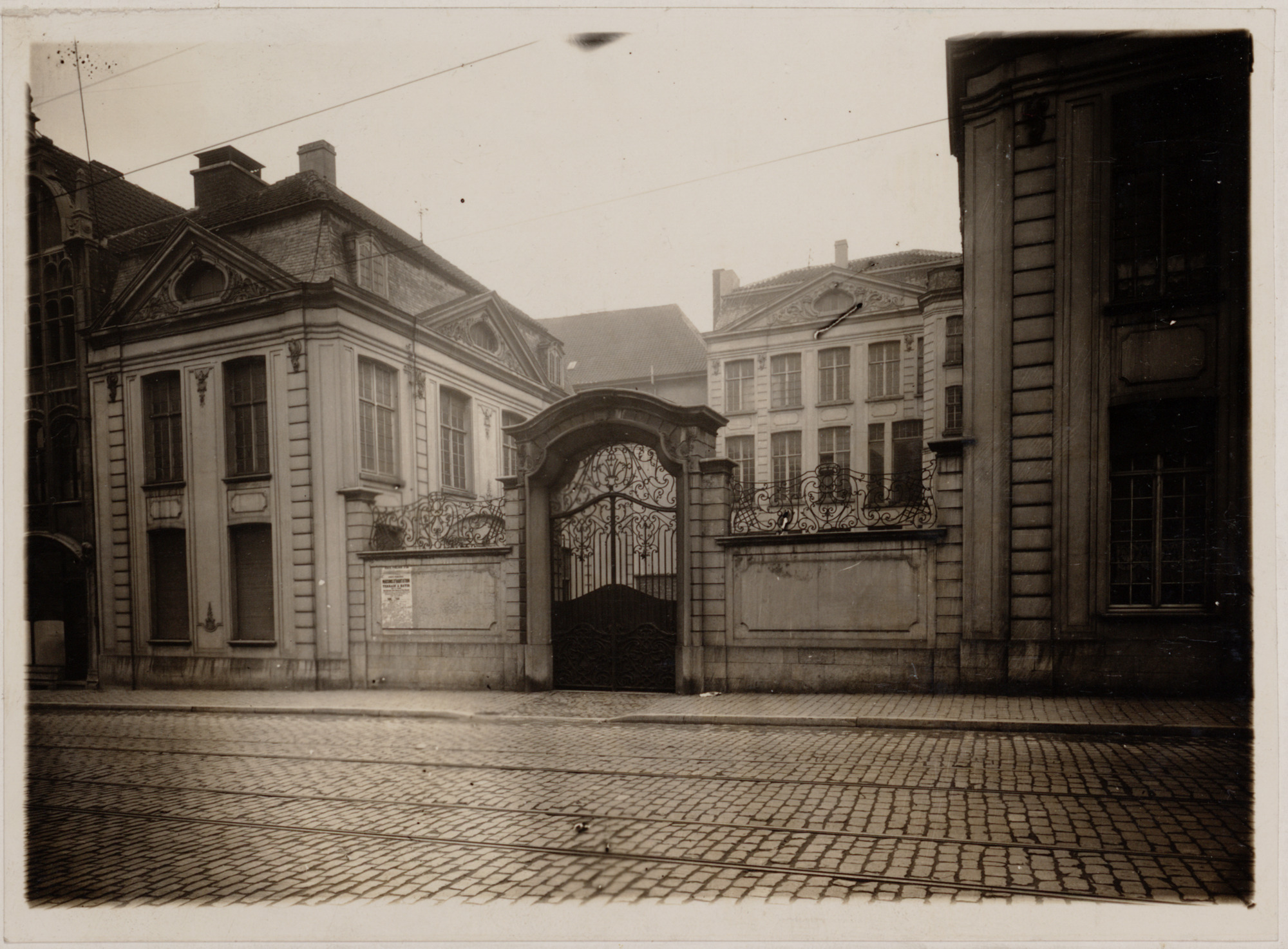 Gent: Hotel de Hemptinne, hoek Belfortstraat en Onderstraat