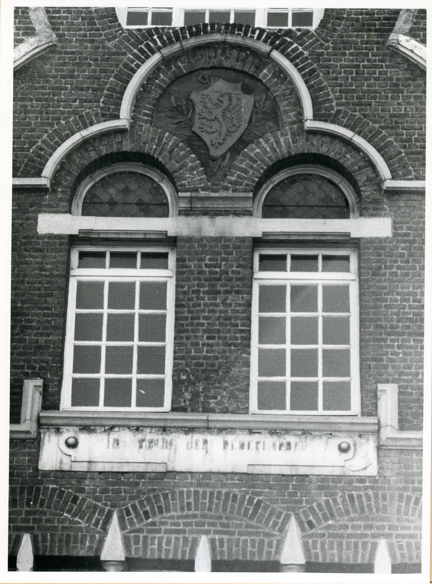 Gent: Sint Lievenslaan 84: Wapenschild.