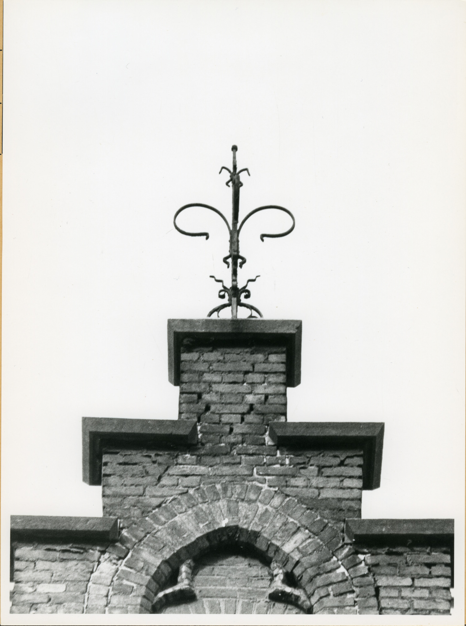 Gent: Sint Amandstraat 4: Nokversiering.