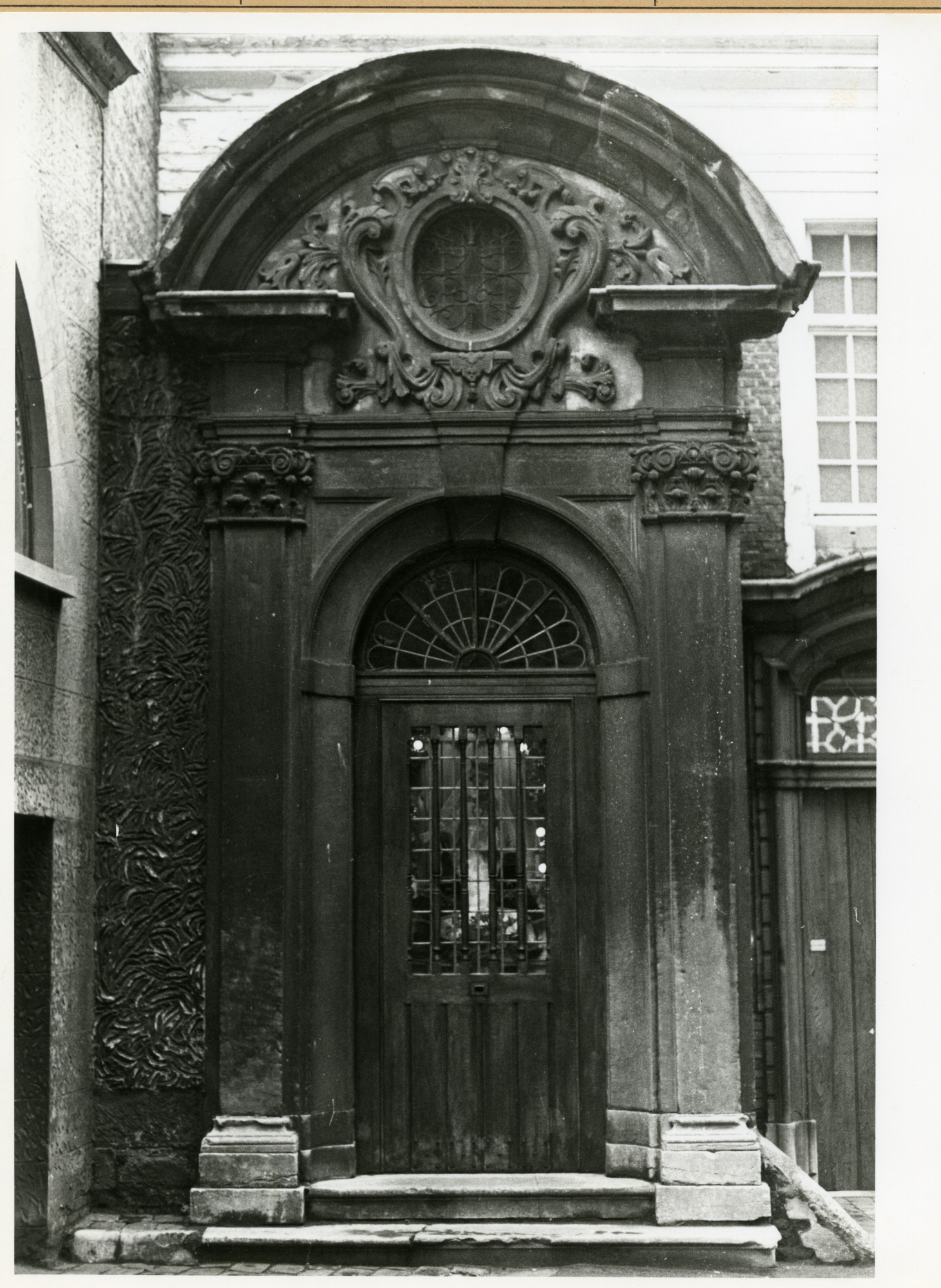 Gent: Biezekapelstraat: Kapel: Onze-Lieve-Vrouw