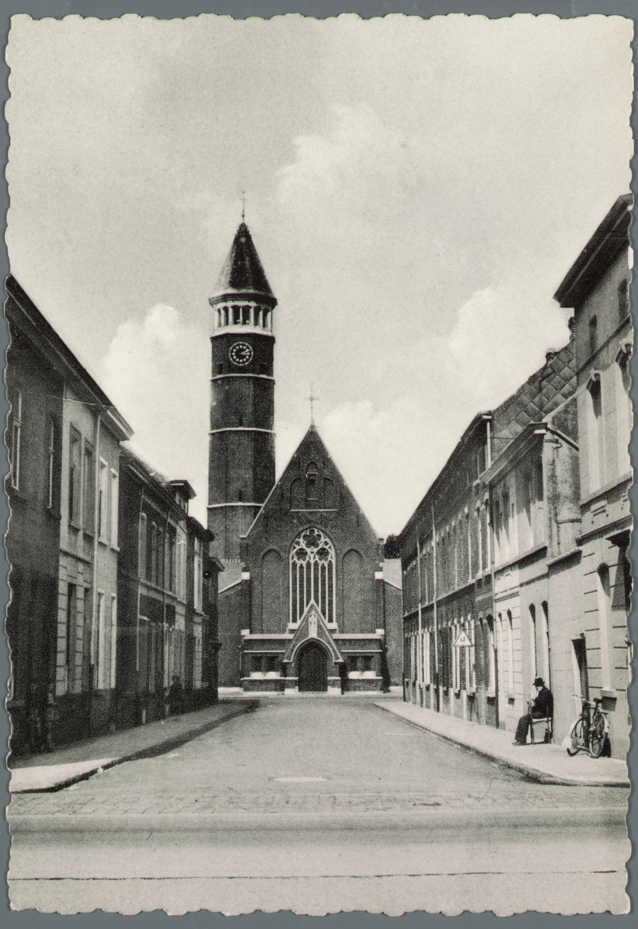Gentbrugge: Sint-Eligiusstraat en Sint-Eligiuskerk