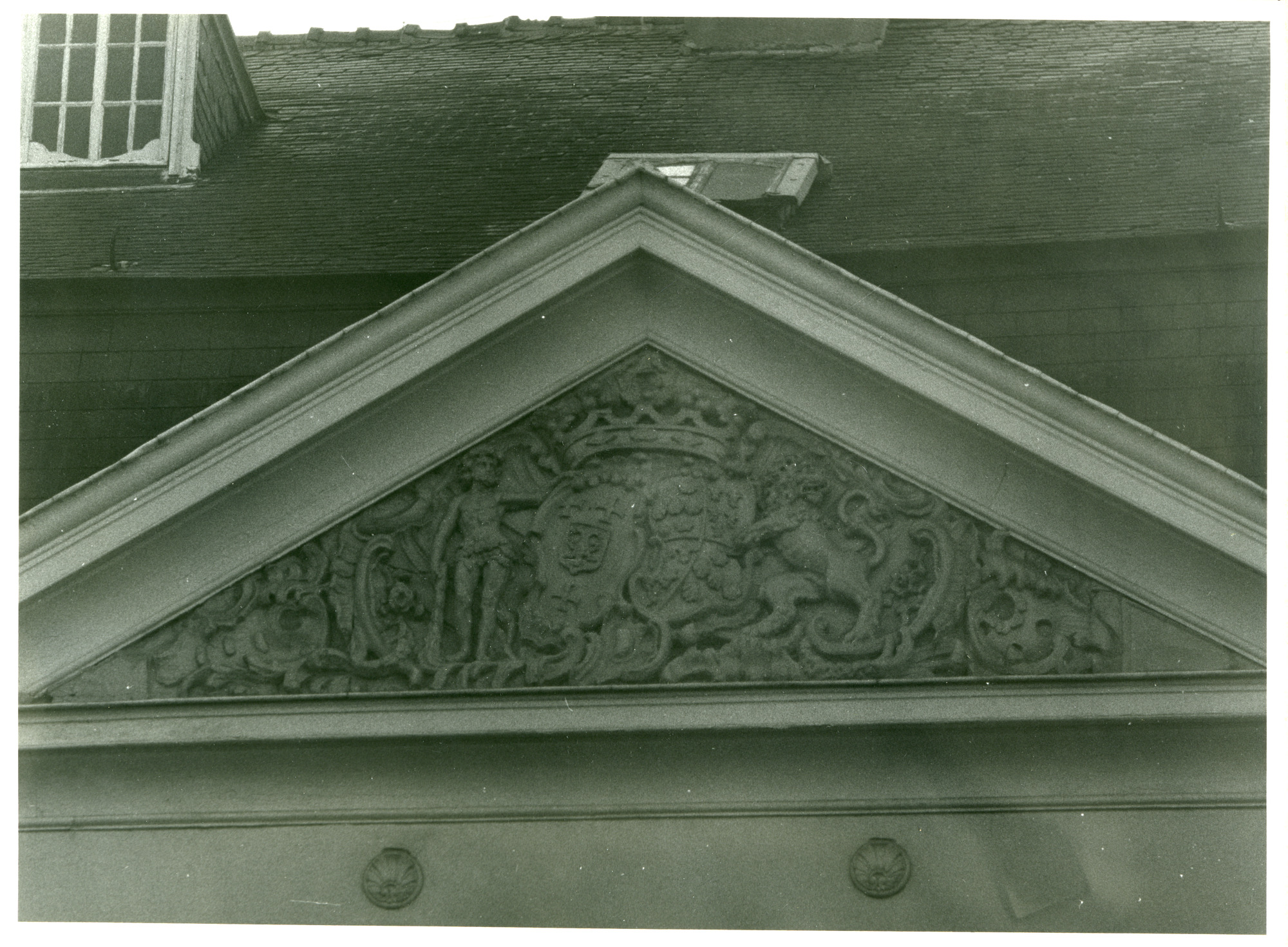Drongen: Beekstraat 202: Beeldhouwwerk, 1979