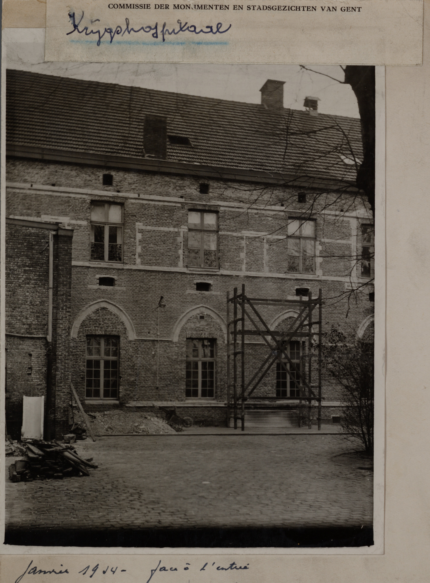 Gent: Militair hospitaal of Krijgsgasthuis (oud Klooster van Deinze), Ekkergemstraat